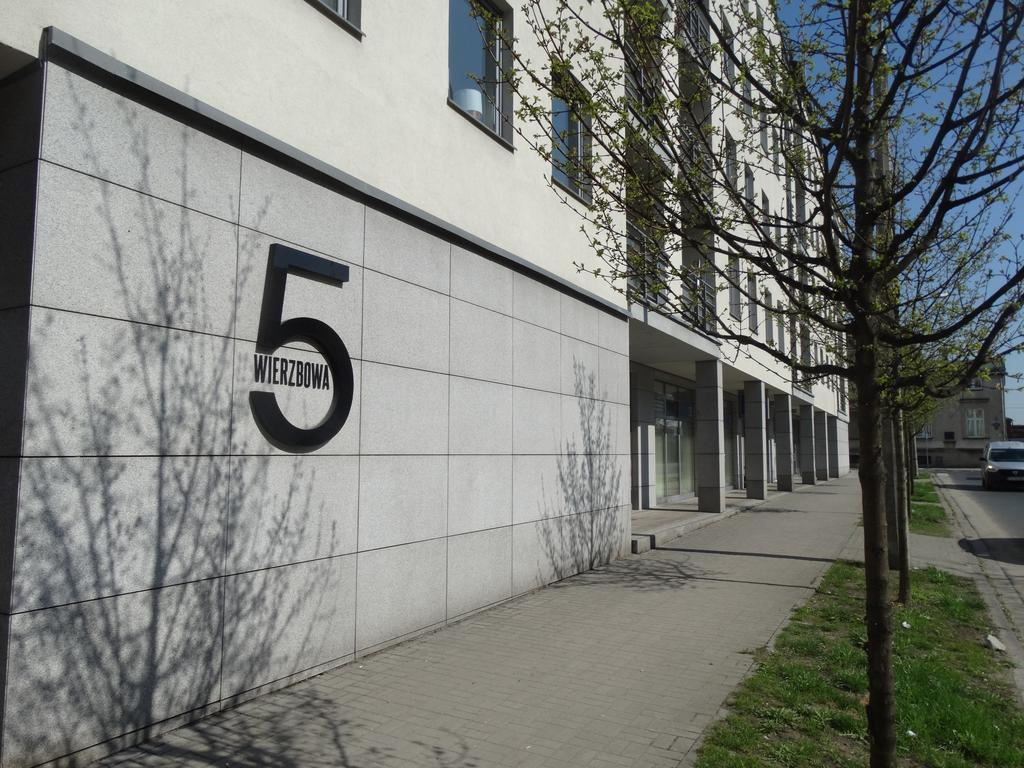 Black&White Apartment- Wierzbowa 5 Poznań Exteriör bild