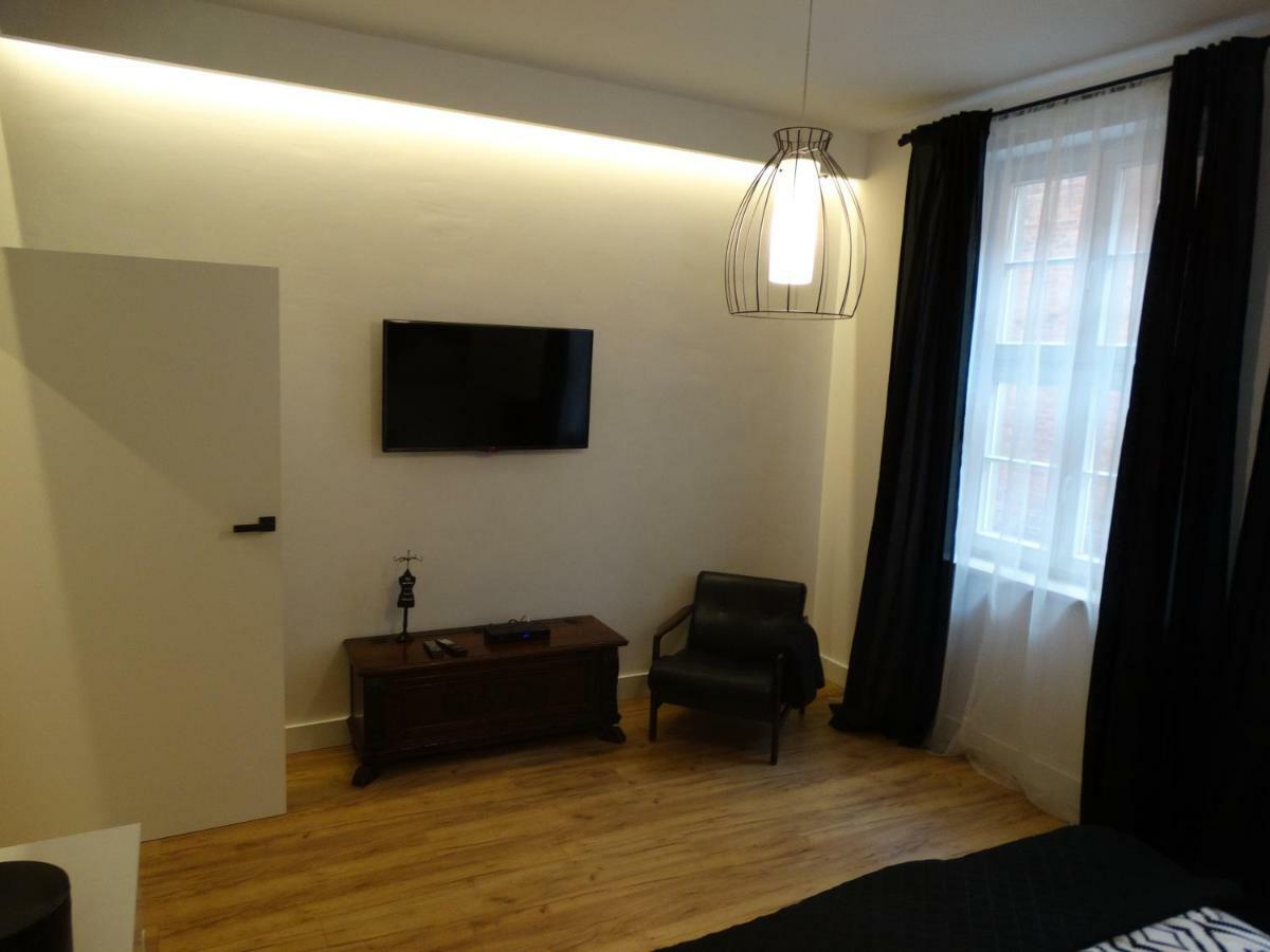 Black&White Apartment- Wierzbowa 5 Poznań Exteriör bild