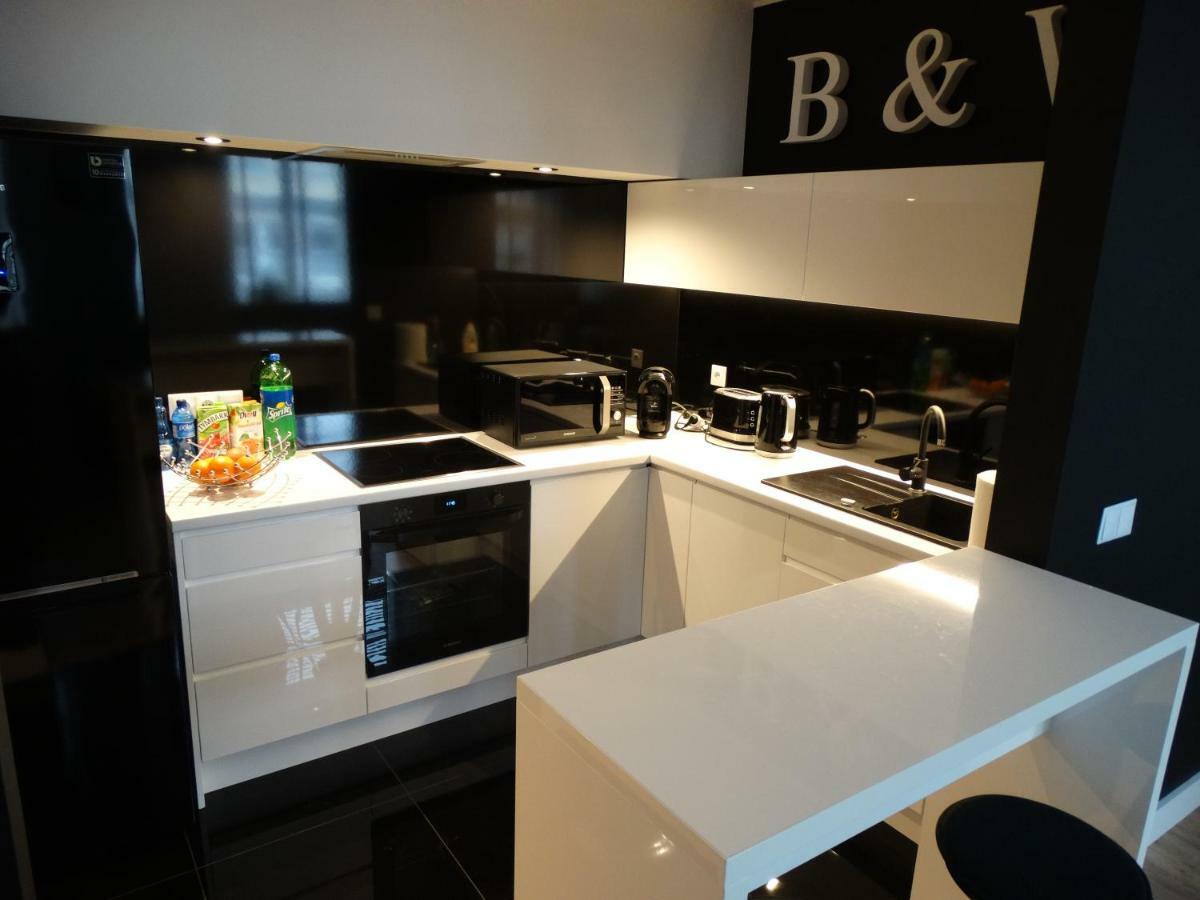 Black&White Apartment- Wierzbowa 5 Poznań Exteriör bild